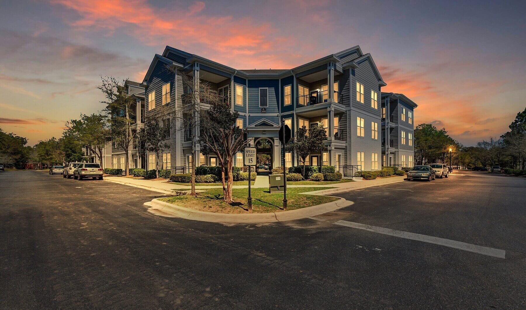 Tallahassee Apartments Petfriendly apartments The Savoy at Southwood